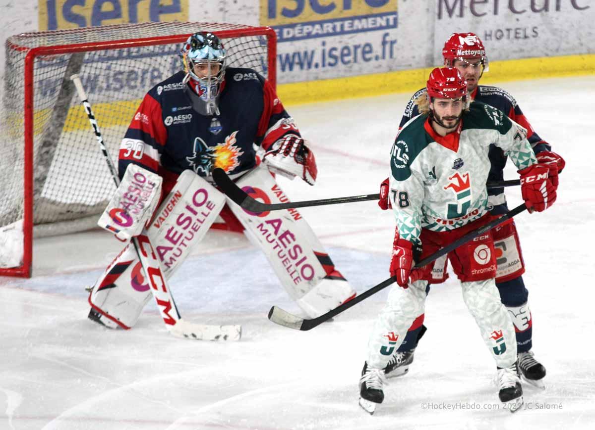 Grenoble  9 - 2 Cergy-Pontoise
