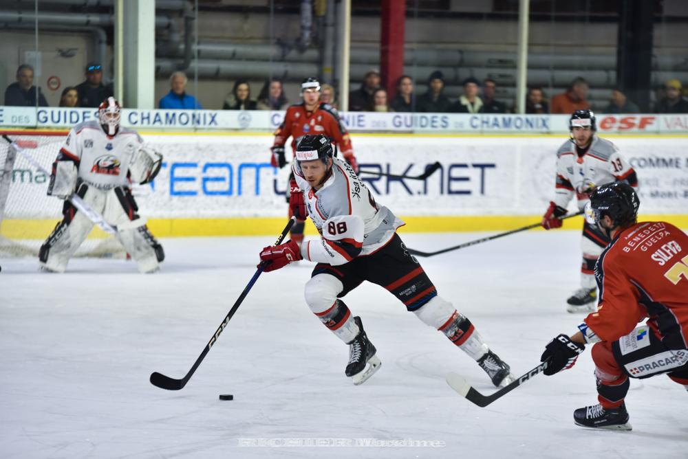 Chamonix  5 - 4 Nice