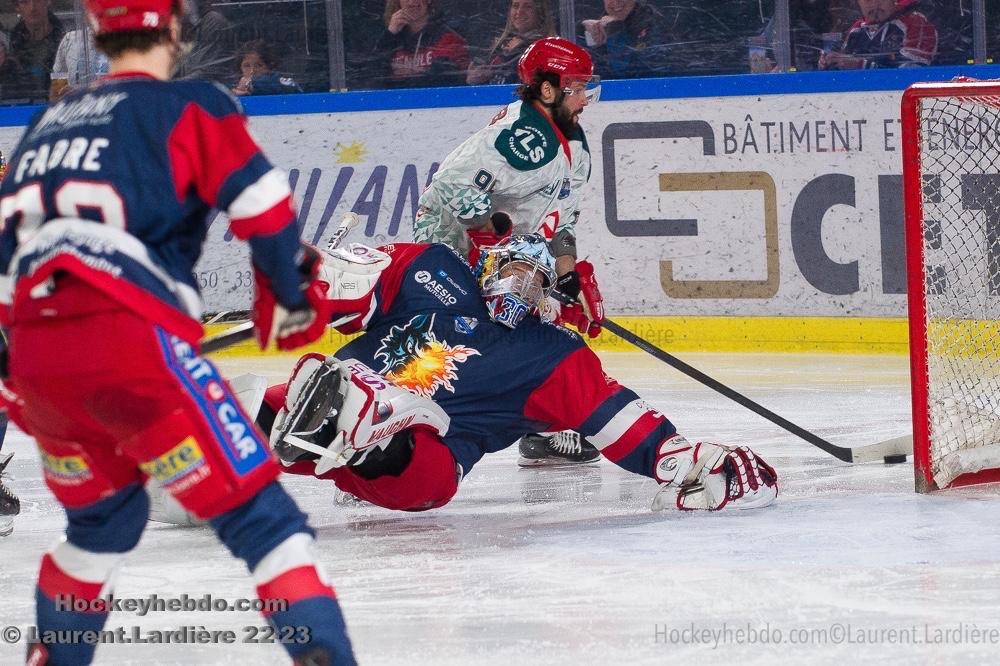 Grenoble  9 - 2 Cergy-Pontoise