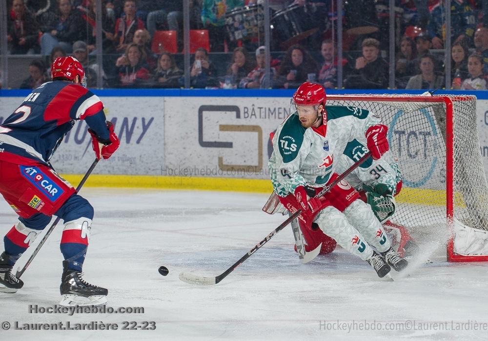 Grenoble  9 - 2 Cergy-Pontoise