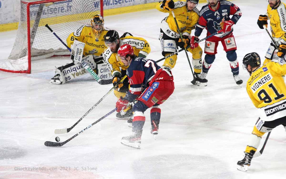 Grenoble  8 - 2 Rouen