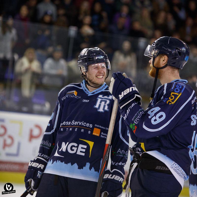 Tours  5 - 4 Caen 