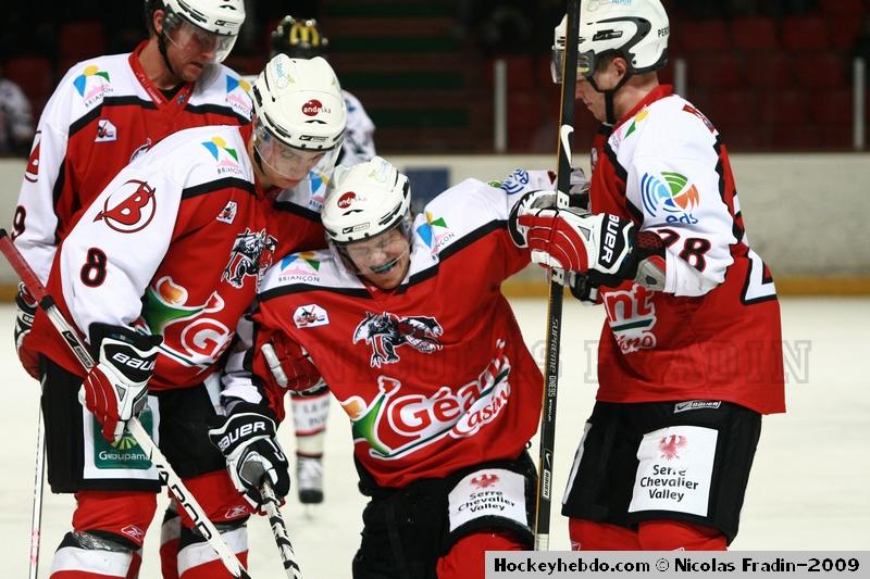 Briançon  6 - 3 Amiens 