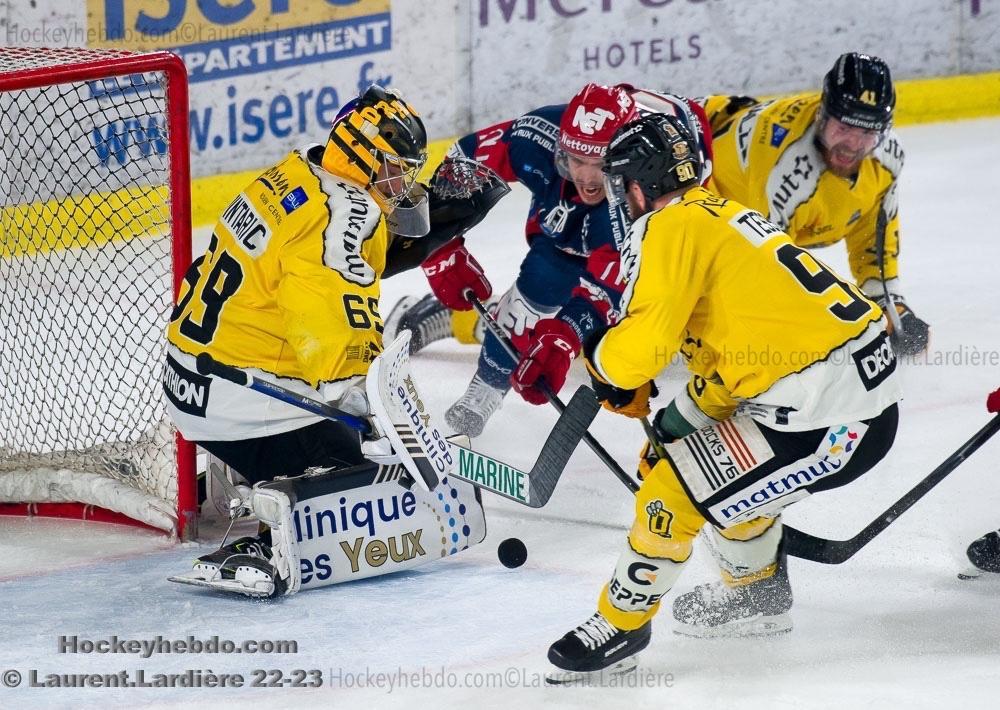 Grenoble  1 - 2 Rouen