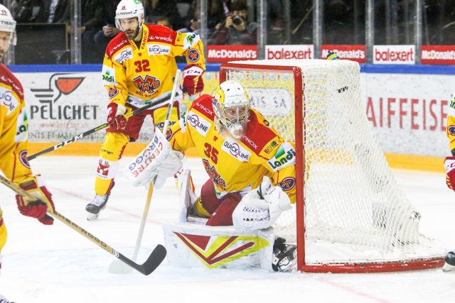 Photo hockey match Genève - Bienne le 15/04/2023