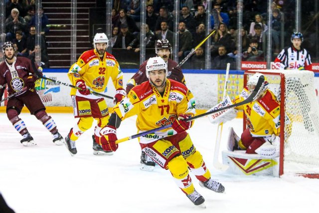 Photo hockey match Genève - Bienne le 15/04/2023