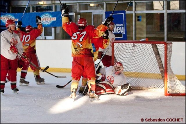 Photo hockey match Orléans - Courbevoie II le 26/09/2009
