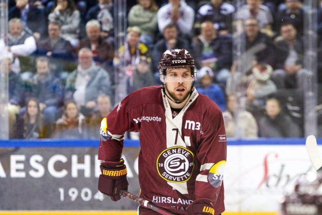 Photo hockey match Genève - Bienne le 15/04/2023