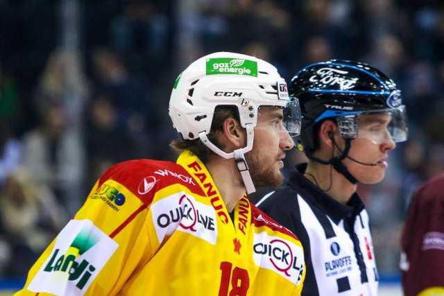Photo hockey match Genève - Bienne le 15/04/2023