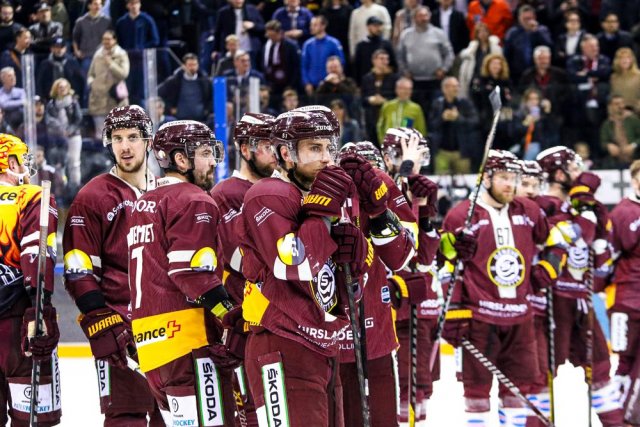 Photo hockey match Genève - Bienne le 15/04/2023