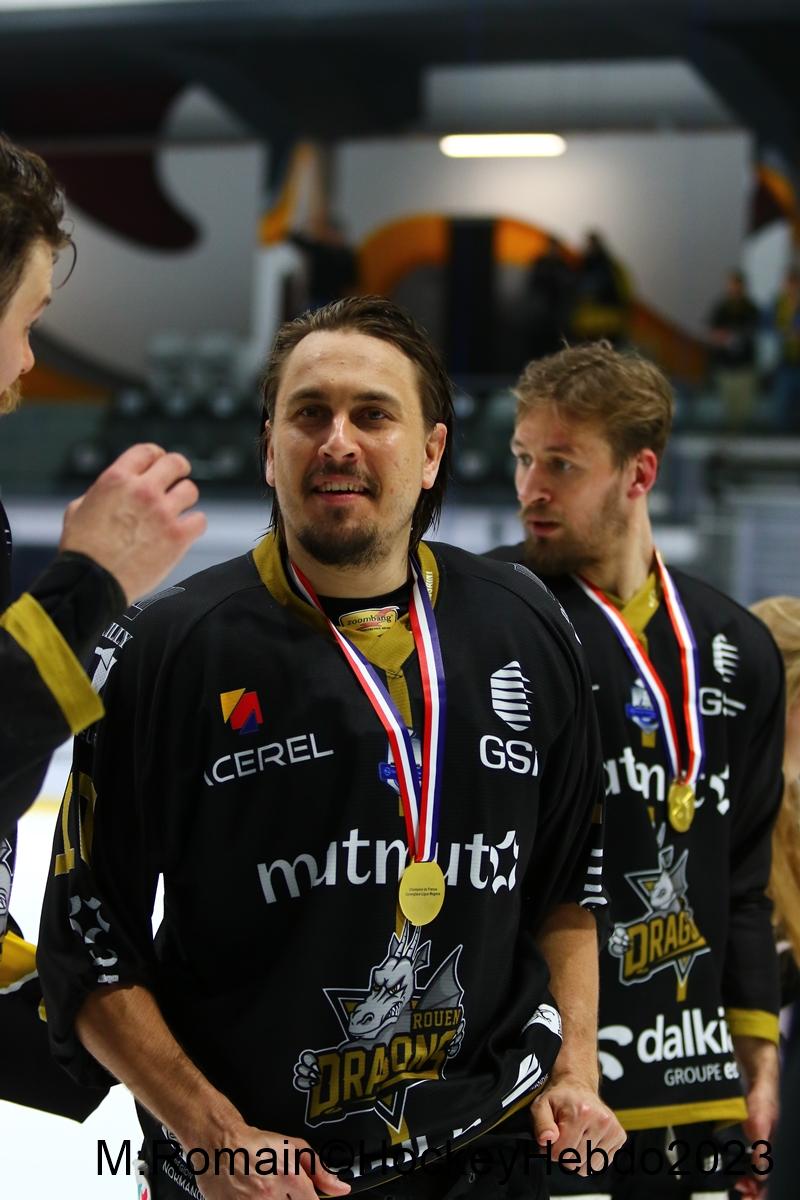 Rouen 4 - 3 Grenoble 
