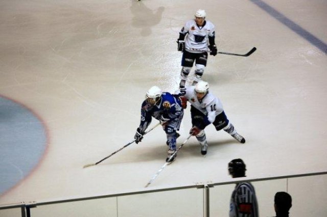 Photo hockey match Reims* - Garges-lès-Gonesse le 26/09/2009