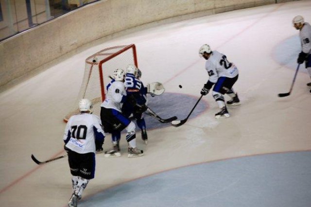 Photo hockey match Reims* - Garges-lès-Gonesse le 26/09/2009