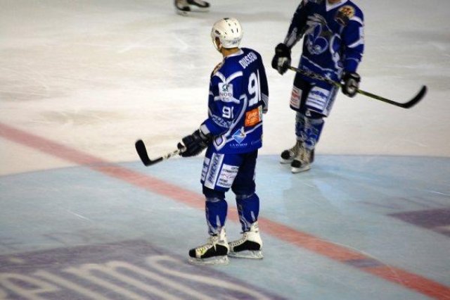 Photo hockey match Reims* - Garges-lès-Gonesse le 26/09/2009