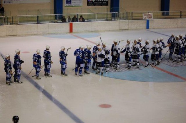 Photo hockey match Reims* - Garges-lès-Gonesse le 26/09/2009