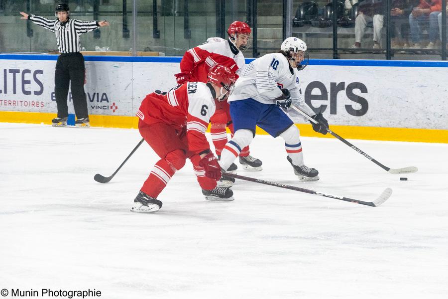 Denmark 3 - 2 France
