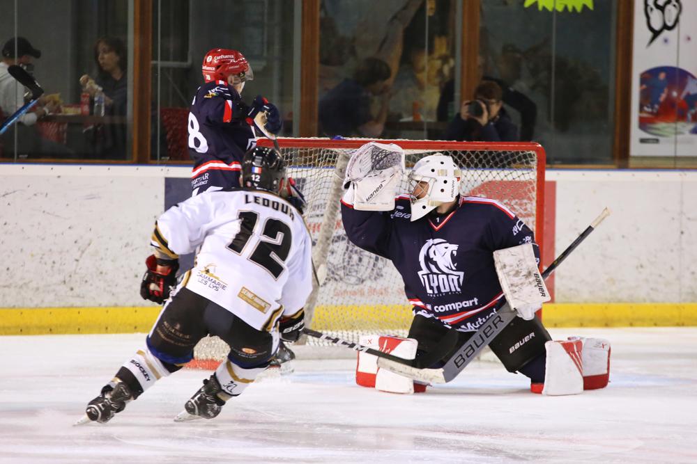 Lyon 5 - 4 Dammarie-les-Lys