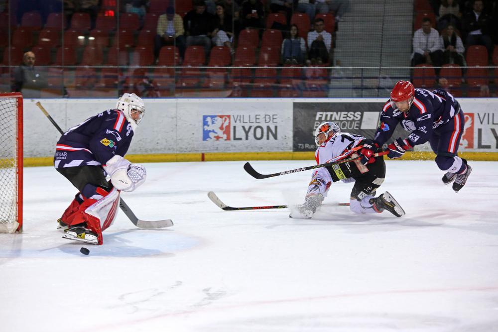 Lyon 1 - 3 La Roche-sur-Yon