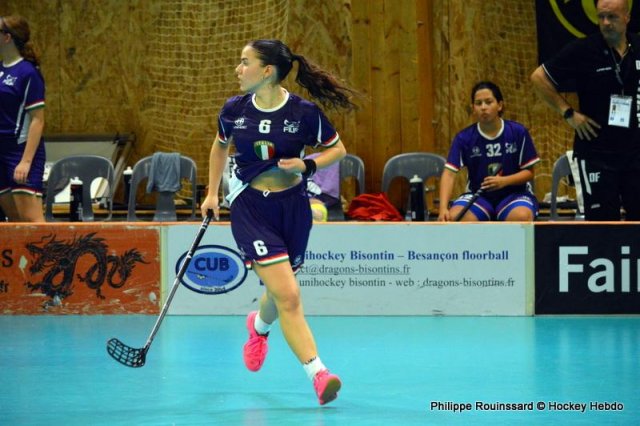Photo hockey reportage U19 WFCQ : Les Bleuettes boivent la tasse