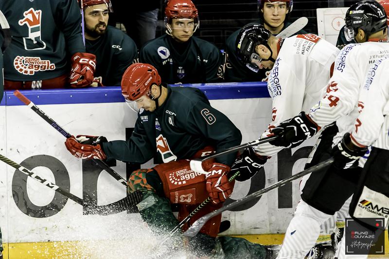 Cergy-Pontoise 8 - 3 Amiens 