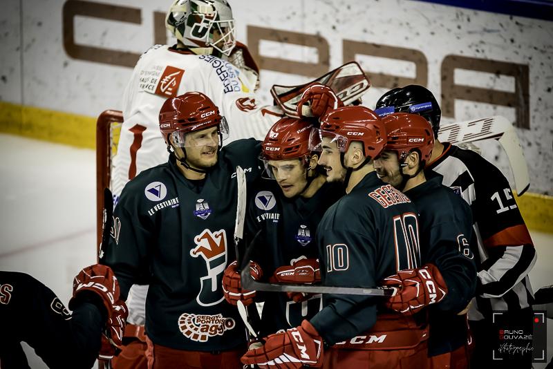 Cergy-Pontoise 8 - 3 Amiens 
