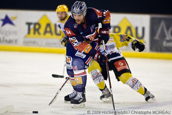 Strasbourg  1 - 4 Grenoble 