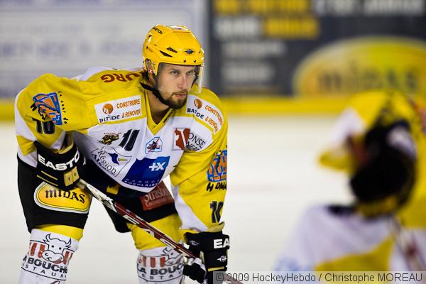 Strasbourg  1 - 4 Grenoble 