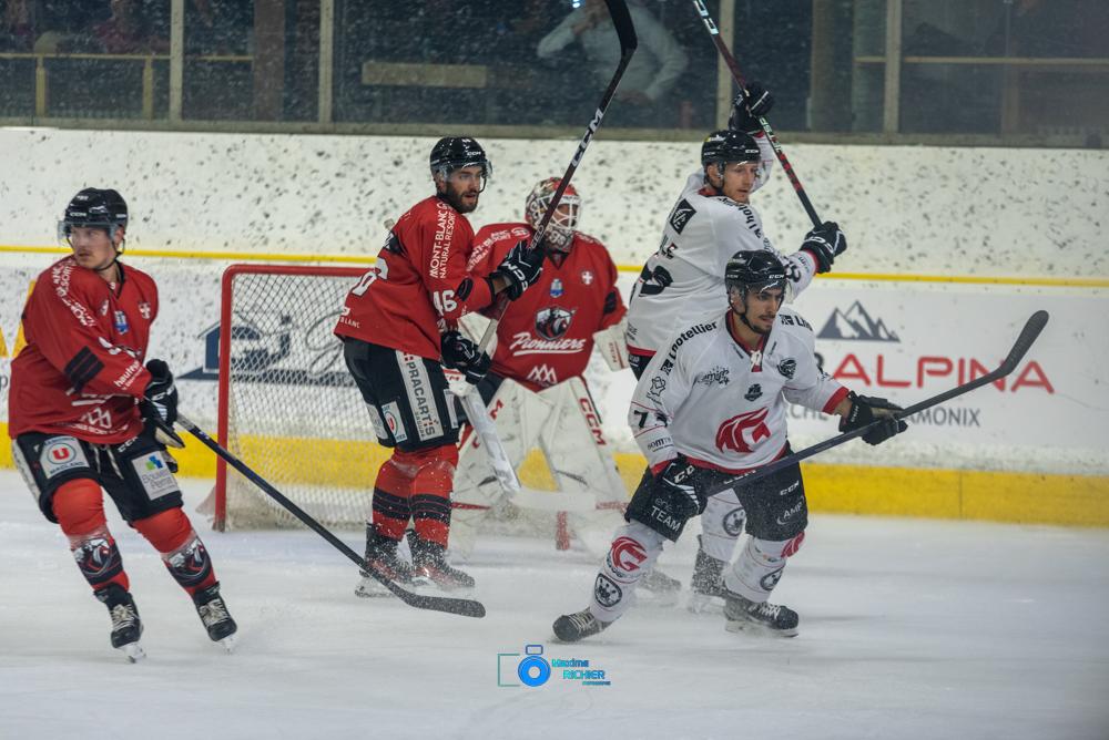 Chamonix  1 - 4 Amiens 