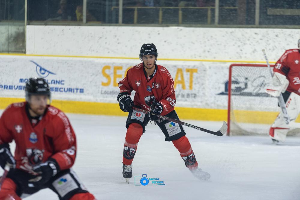 Chamonix  1 - 4 Amiens 