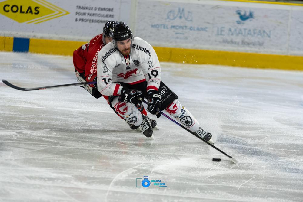 Chamonix  1 - 4 Amiens 