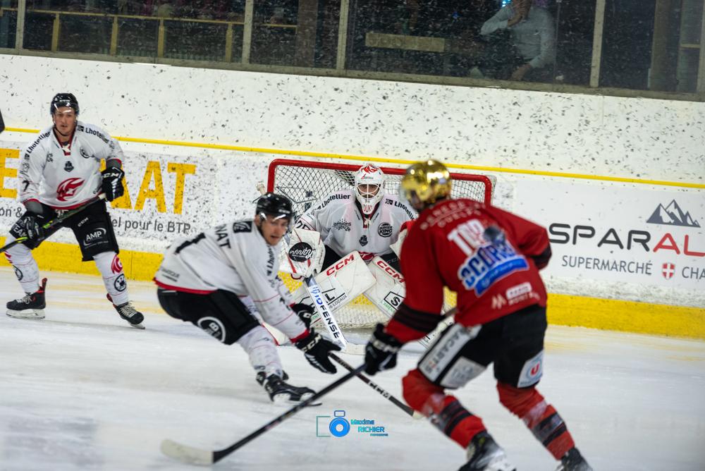 Chamonix  1 - 4 Amiens 