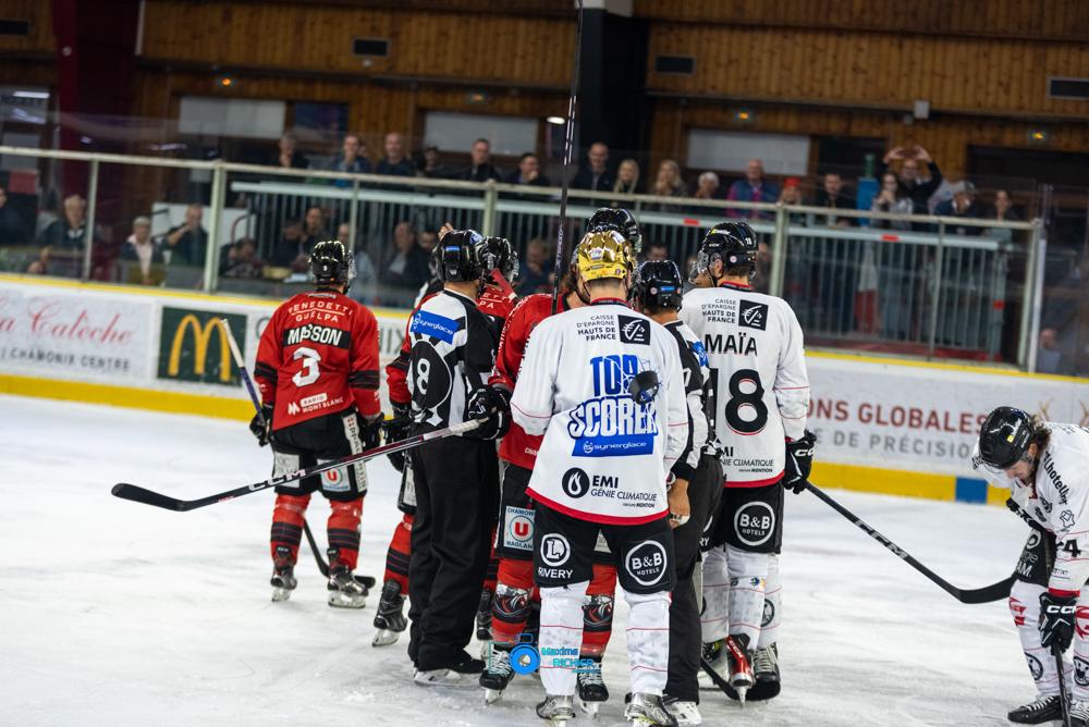 Chamonix  1 - 4 Amiens 
