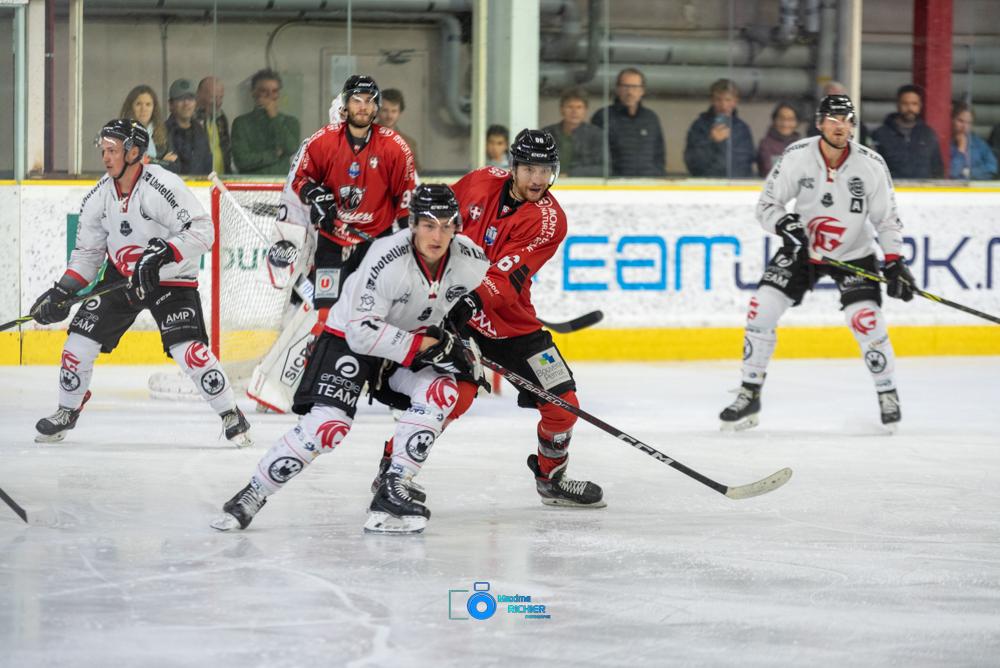 Chamonix  1 - 4 Amiens 
