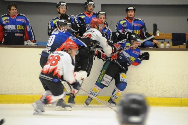 Caen  7 - 2 Neuilly/Marne