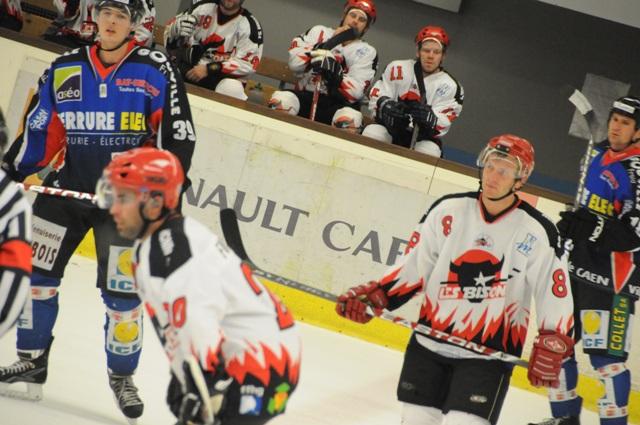 Caen  7 - 2 Neuilly/Marne