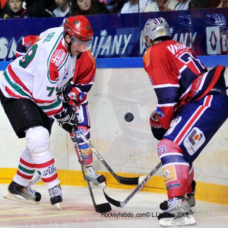 Grenoble  15 - 1 Mont-Blanc