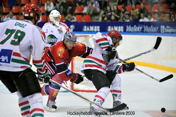 Grenoble  15 - 1 Mont-Blanc