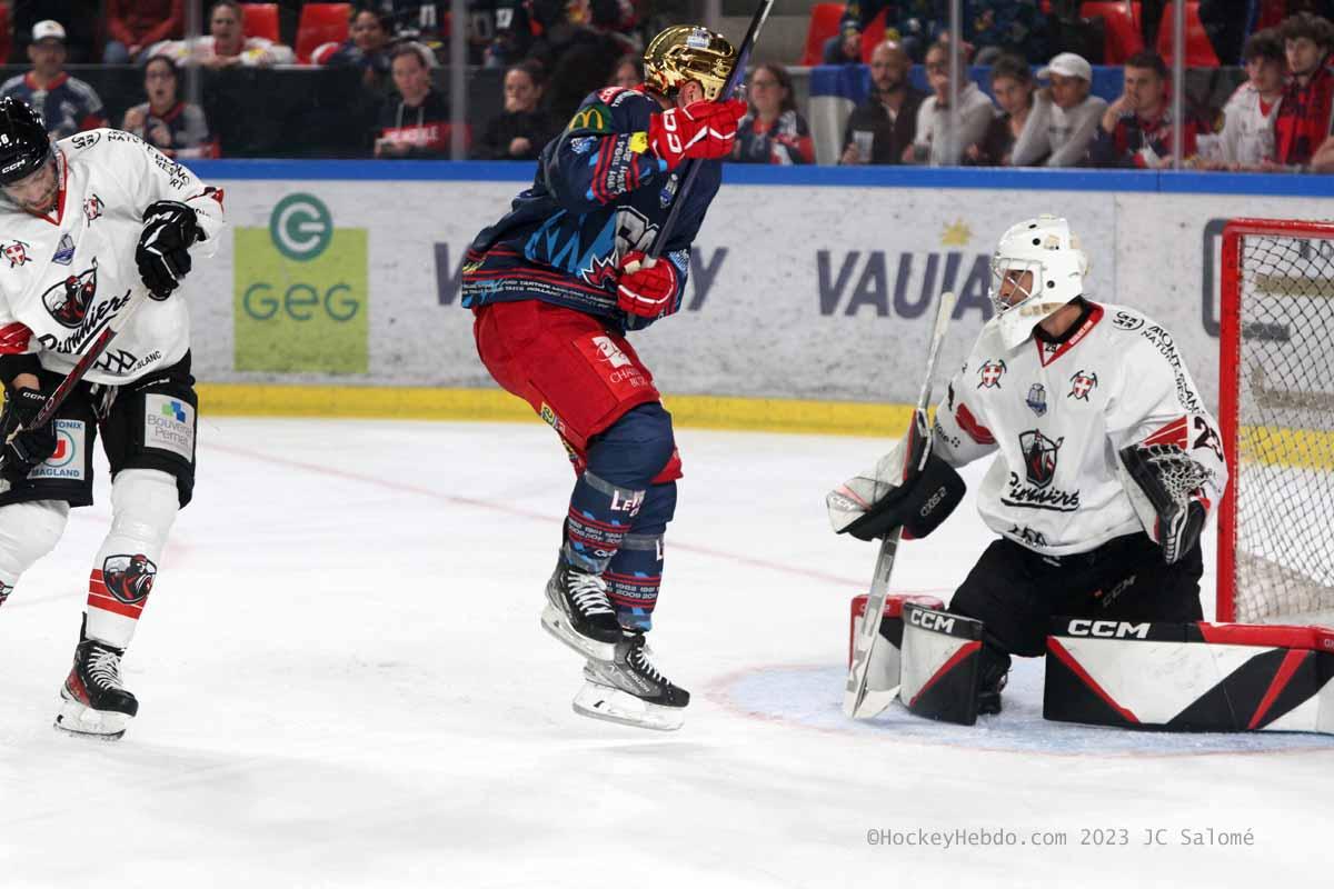 Grenoble  2 - 3 Chamonix 