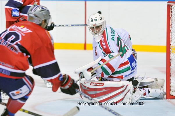 Grenoble  15 - 1 Mont-Blanc