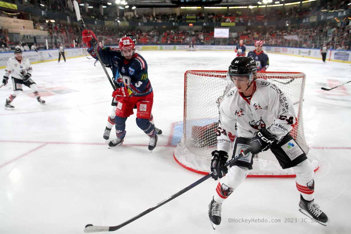 Grenoble  2 - 3 Chamonix 