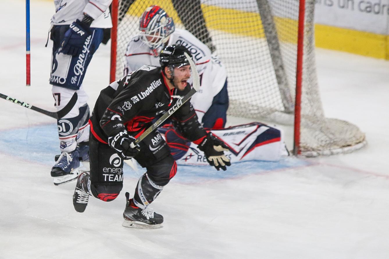 Amiens  2 - 4 Angers 
