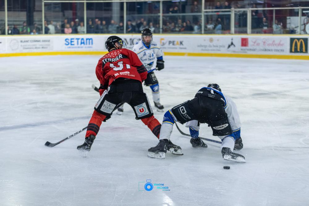 Chamonix  5 - 3 Gap 