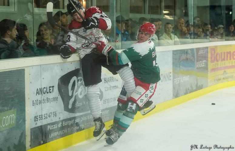 Anglet 2 - 3 Bordeaux
