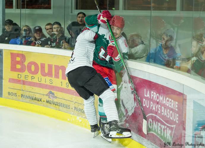 Anglet 2 - 3 Bordeaux
