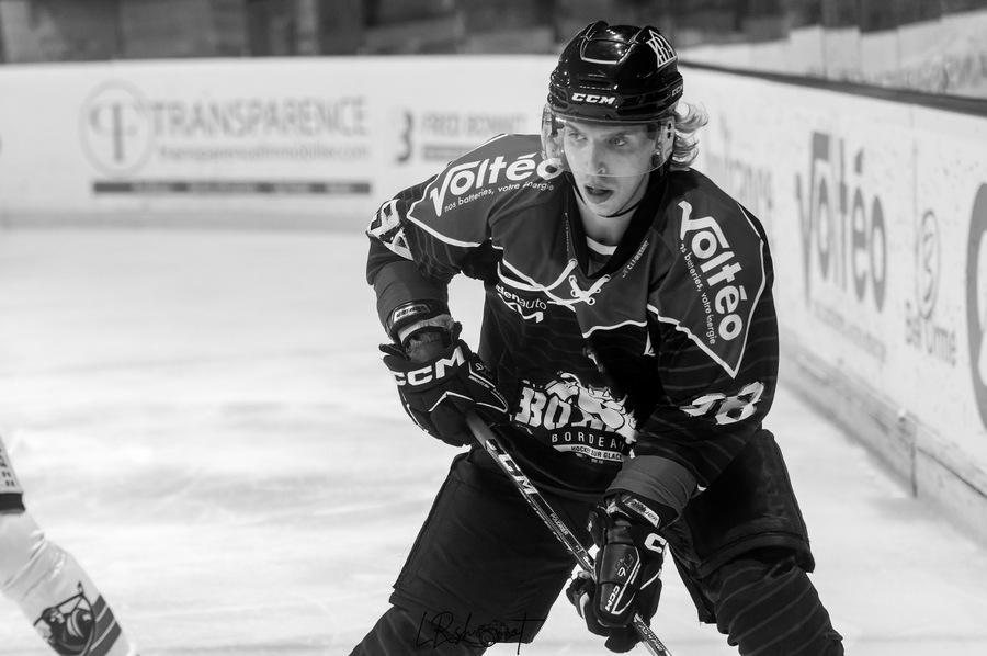 Bordeaux 3 - 2 Chamonix 