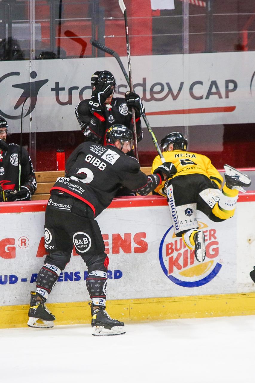 Amiens  3 - 5 Rouen