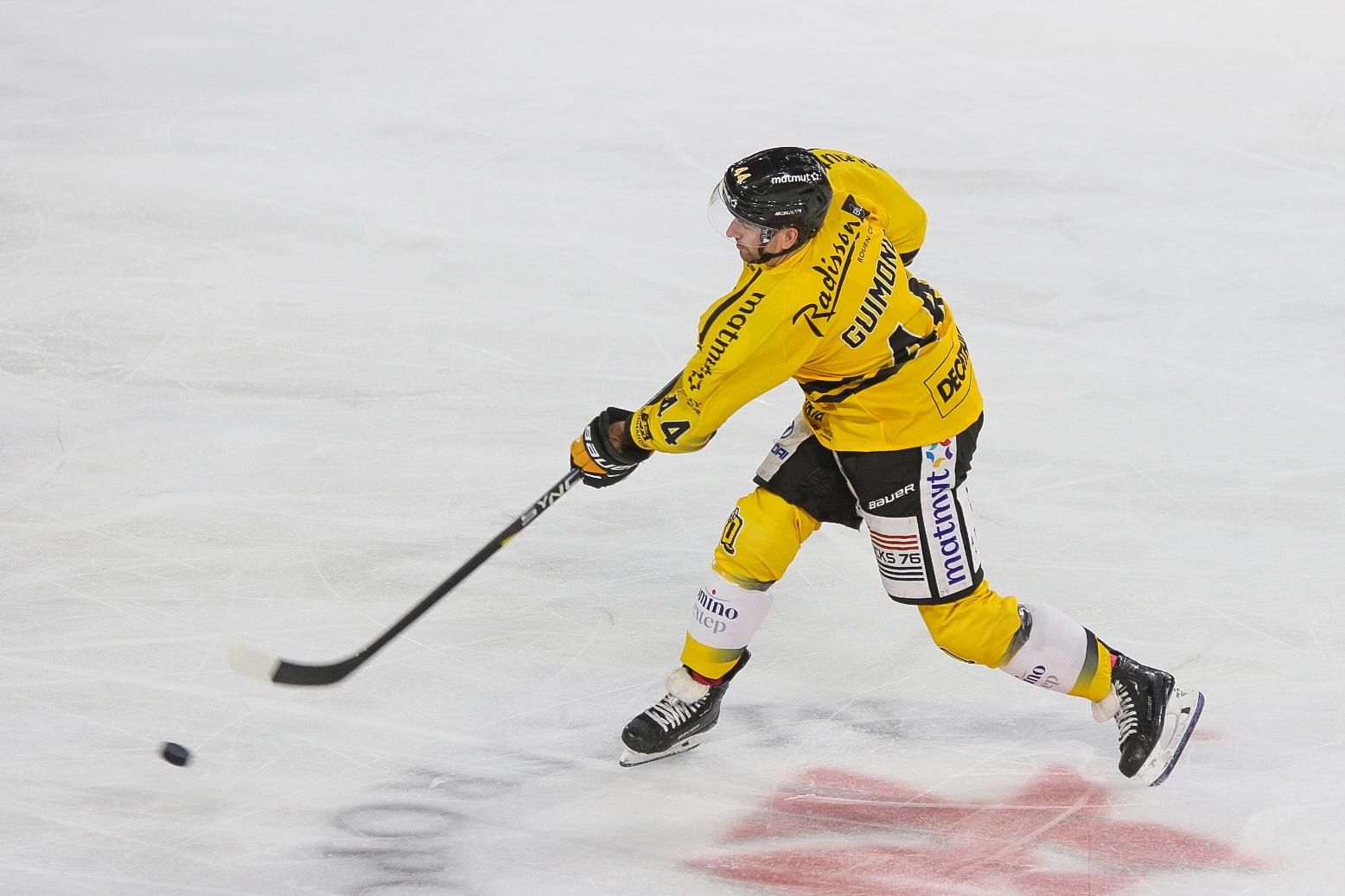 Amiens  3 - 5 Rouen