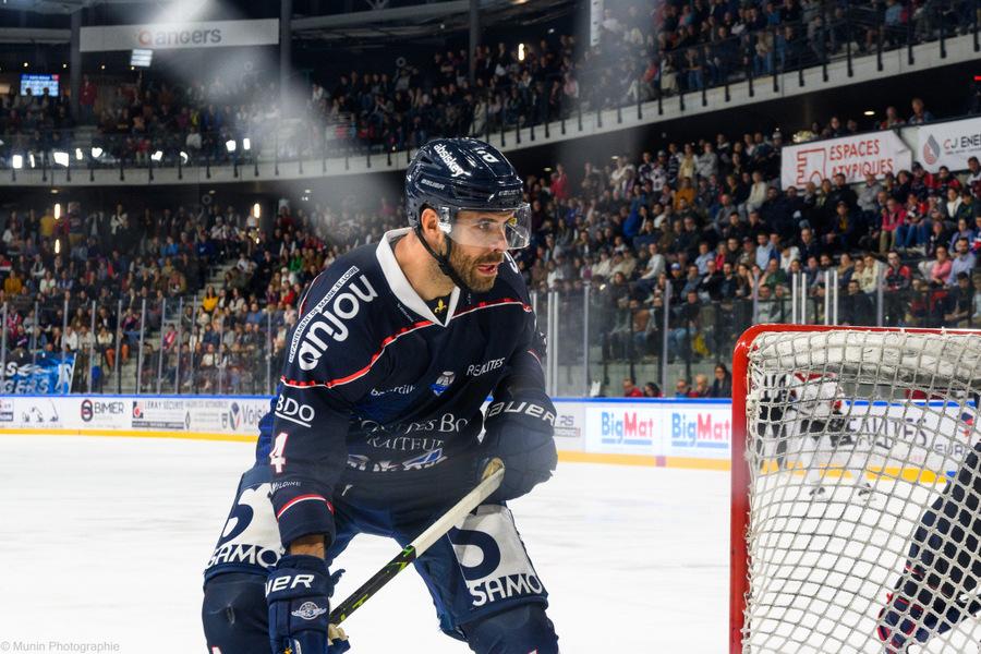 Angers  4 - 3 Bordeaux
