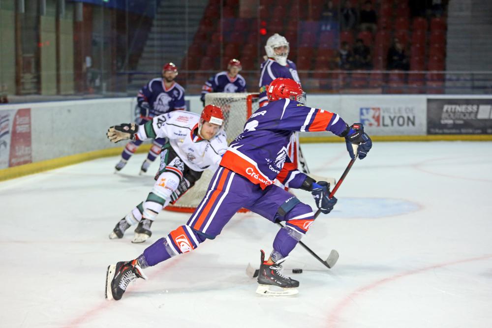 Lyon 6 - 2 Mont-Blanc