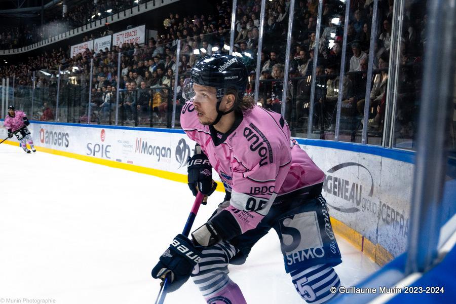 Angers  4 - 3 Cergy-Pontoise